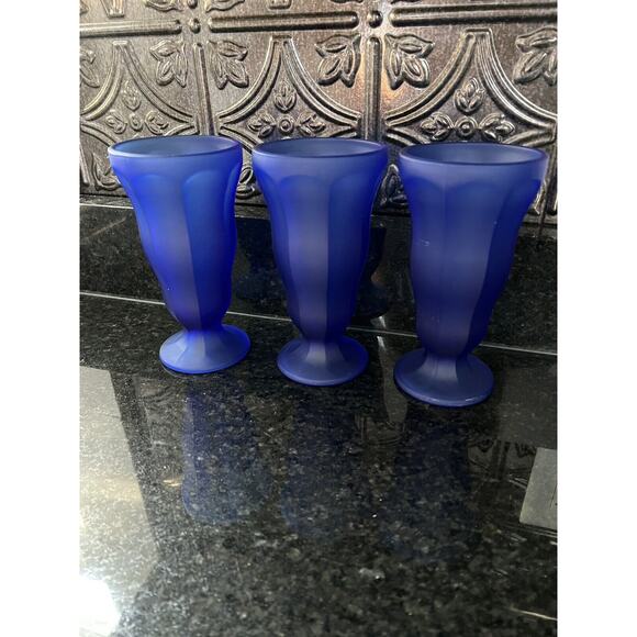 Anchor Hocking Cobalt Blue Frosted Fountainware 12 oz Fountain Parfait Glasses - Picture 8 of 9